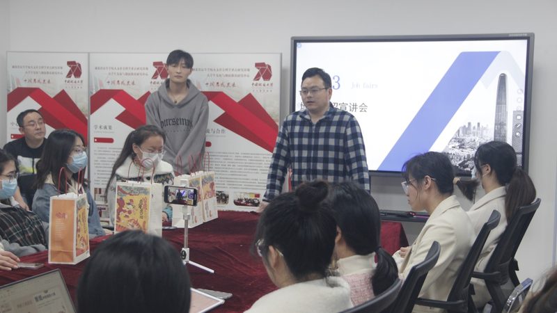 手工焊与二保焊：焊工培训中的关键区分**